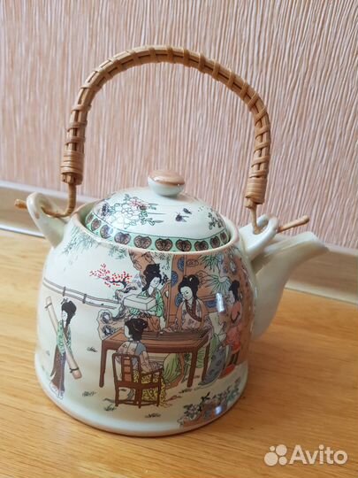 Чайник заварочный фарфоровый
