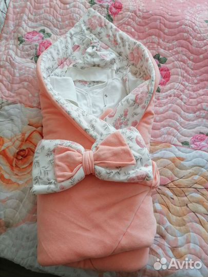 Комплект на выписку для девочки весна, осень