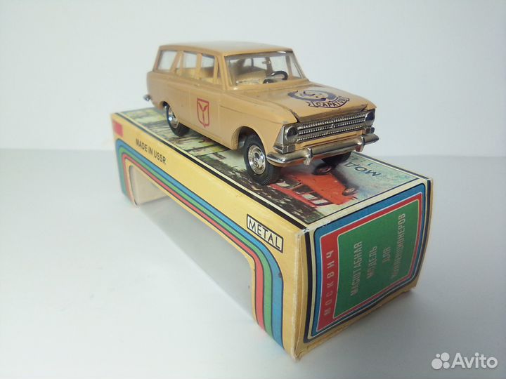 Москвич 427 СССР 1990 г. 400 лет Саратову, 1:43