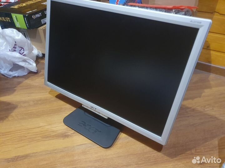 Монитор Acer 22 дюйма