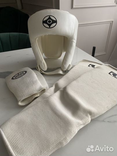 Защита, шлем,экипировка для карате