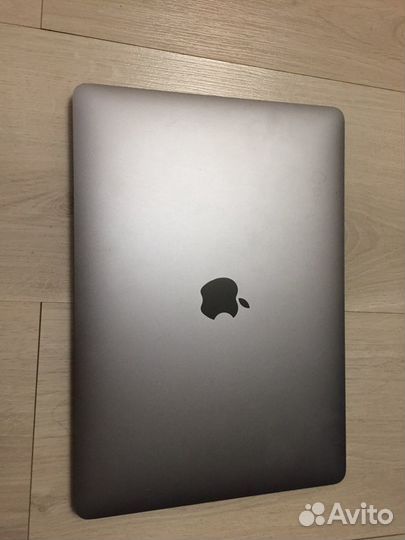 Apple MacBook Pro 13 2019