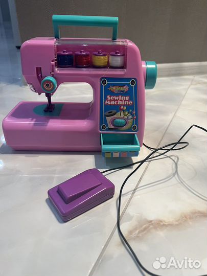 Игрушечная Швейная машинка. Новая