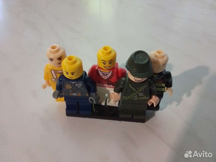 Lego человечки