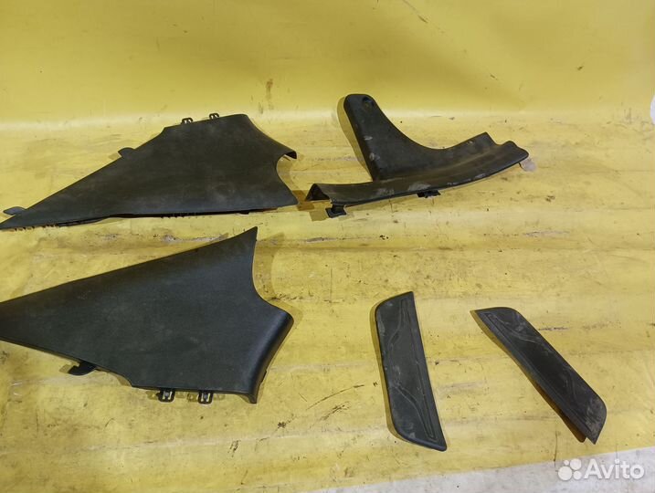 Обшивка накладка салона hyundai elantra (2011)