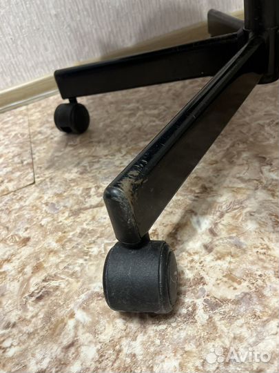 Компьютерное кресло