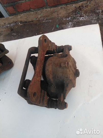 Задние тормозные суппорта УАЗ патриот