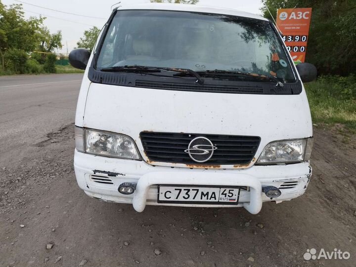 Продаю ssangyong истана