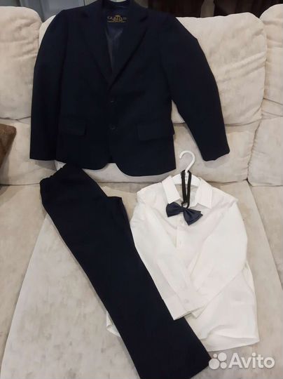 Костюм next с 2 рубашками+gulliver+hm р.122