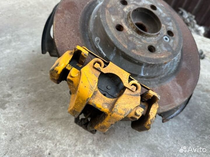 Ступица задняя правая Mercedes-Benz S-Class W221