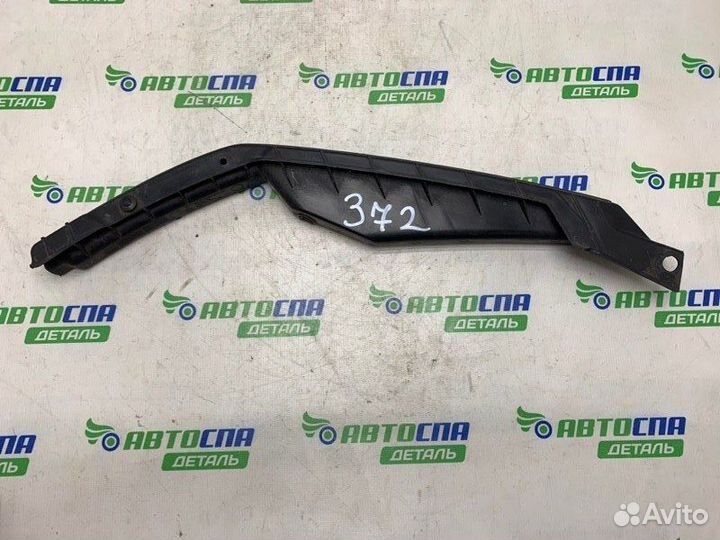 Кронштейн бампера передний левый Skoda Octavia