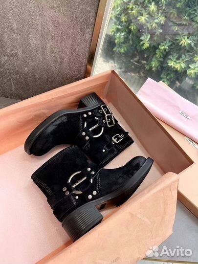 Полуботинки женские MIU MIU натуральная замша