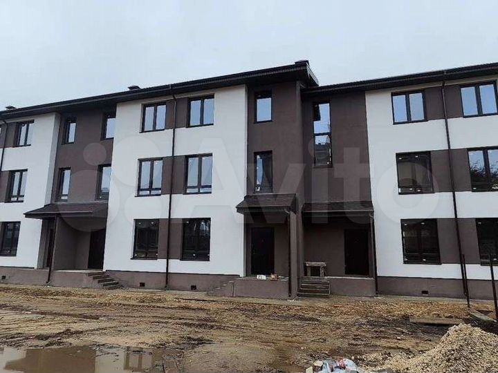 Таунхаус 165 м² на участке 1,5 сот.