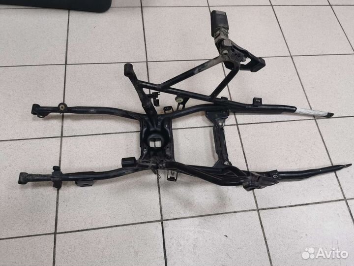 Подрамник bmw r 1100 rs