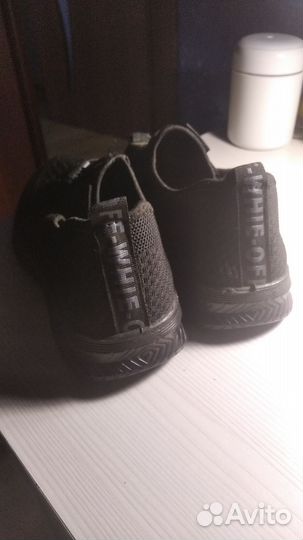 Мужские кроссовки летние 37 размер