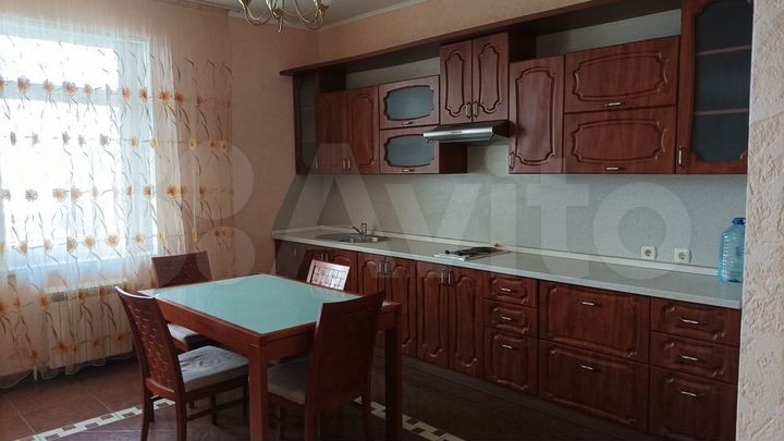 2-к. апартаменты, 72 м², 1/3 эт.