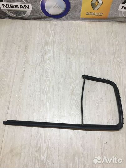 Уплотнитель зад проема стекла двери Renault symbol