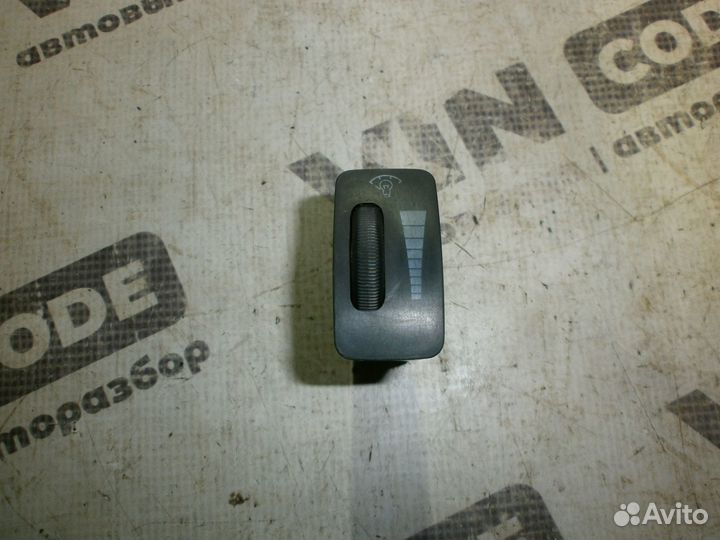 Кнопка управления подсветкой Toyota Sprinter