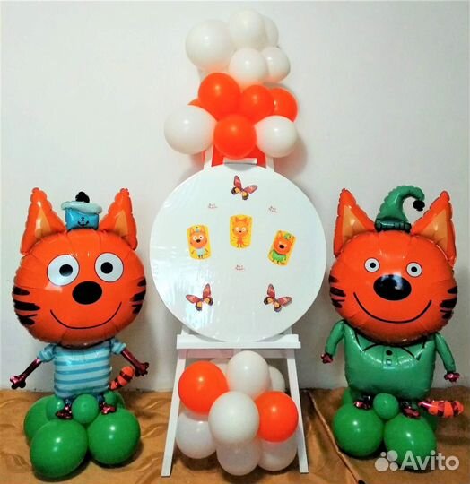 Фигурки котят на день рождения с ушастыми цифрами