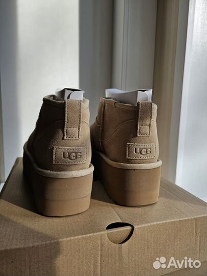 UGG Classic Ultra Mini Platform - 38 EU