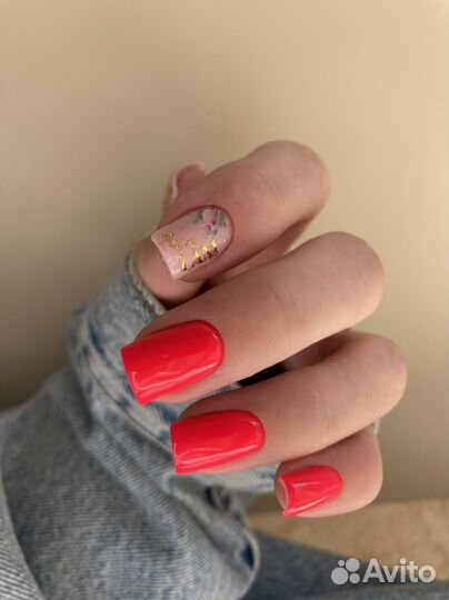 Маникюр, наращивание ногтей