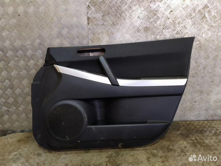Обшивка двери передней правой Mazda Cx7 2007-2012
