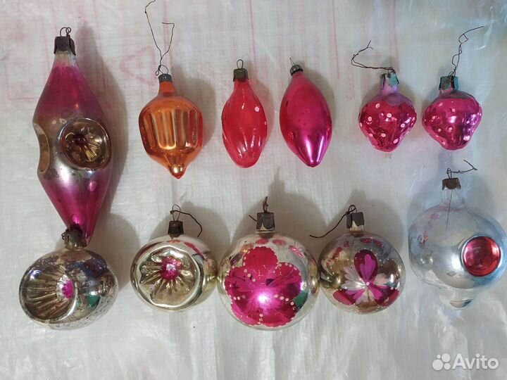 Новогодние игрушки и товары времён СССР