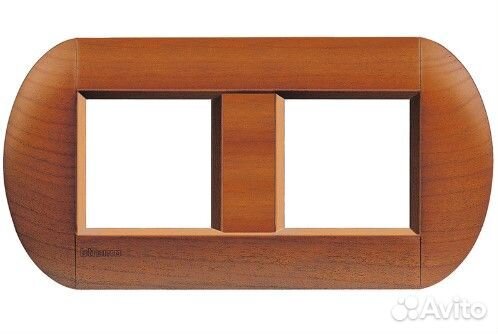 Рамка Американская вишня 2-я LivingLight Bticino