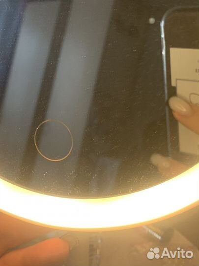 Зеркало с подсветкой настольное