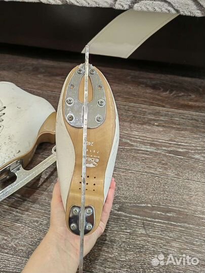 Фигурные коньки