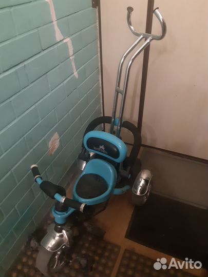 Детский велосипед с ручкой