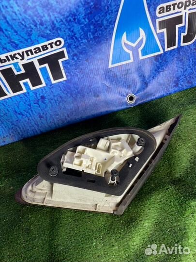 Фонарь в крышку задний левый Opel Astra J A14XER