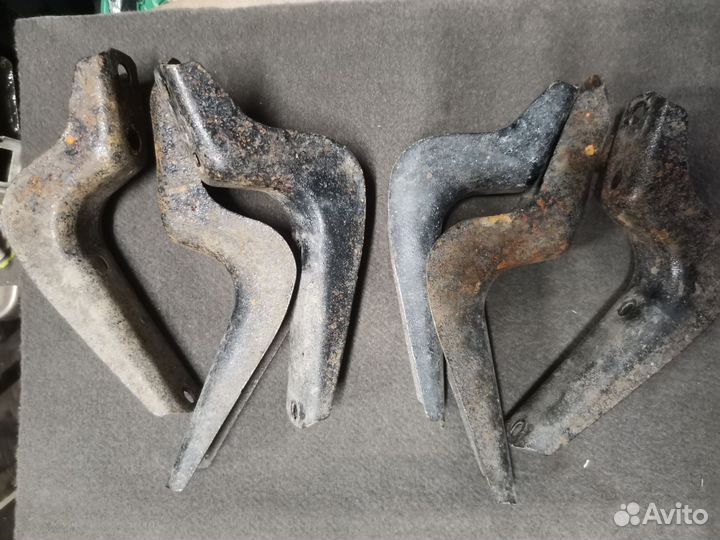 Кронштейны на тойота ленд крузер 150, 200