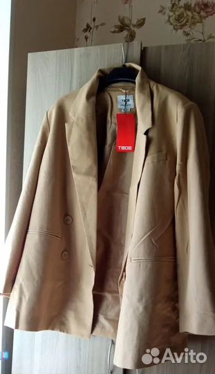 Женский двубортный пиджак оверсайз твое