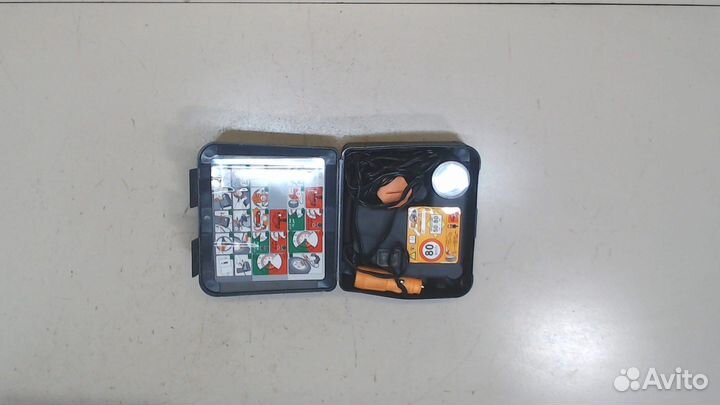 Компрессор подкачки шин Skoda Yeti, 2011