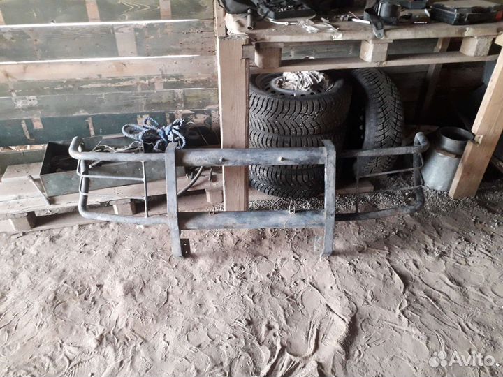 Кенгурятник на ниву