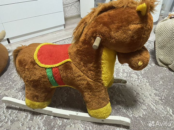 Качалка лошадь