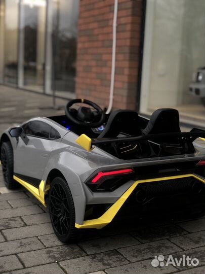 Детский электромобиль