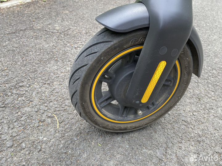 Электросамокат Ninebot by Segway Max G30P серый