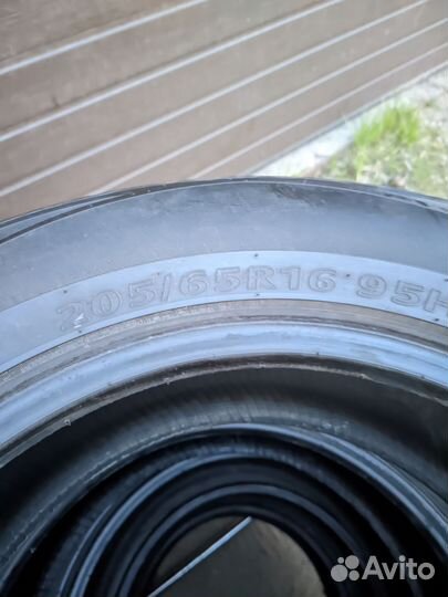 Kumho Solus SA01 KH32 205/65 R16