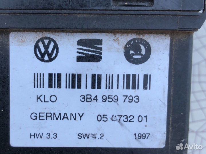 Блок управления стеклоподъемниками Volkswagen