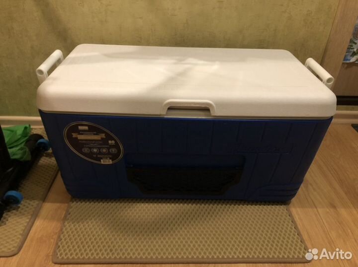 Изотермический контейнер (термобокс) camping world