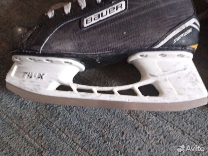 Хоккейные коньки bauer