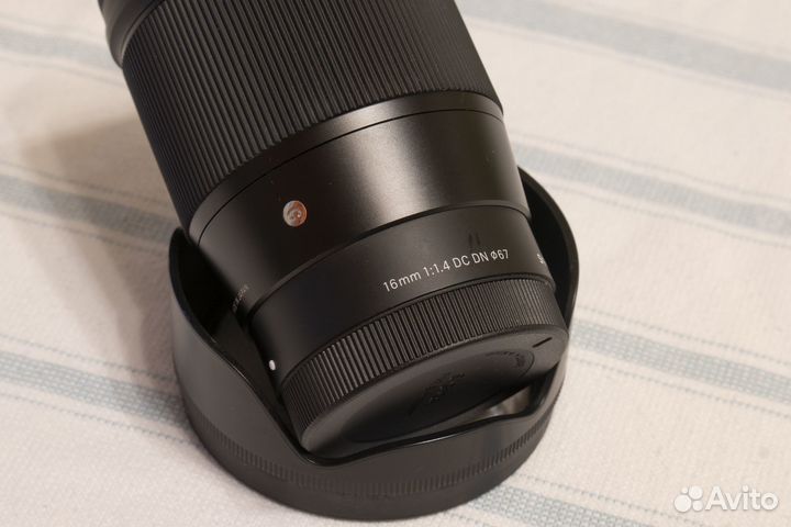 Sigma 16mm f 1.4 DC DN для Sony E
