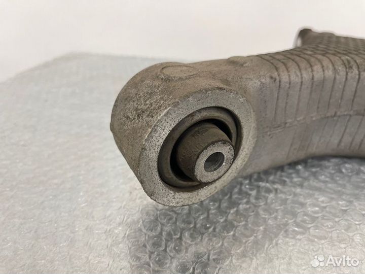 Рычаг подвески нижний задний правый Bmw X5 E70