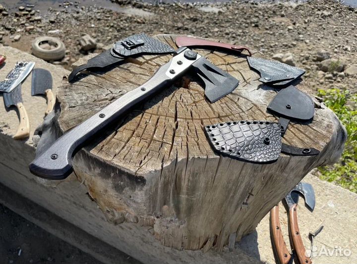Топор цельнометаллический