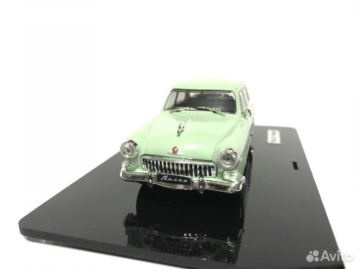 Волга газ-21 2-я серия 1/43 с дисплеем