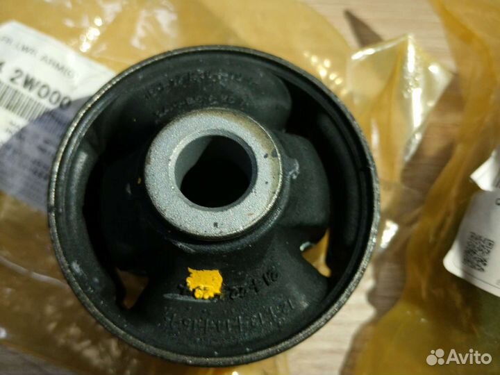 Сайлентблок переднего рычага Santa Fe Sorento