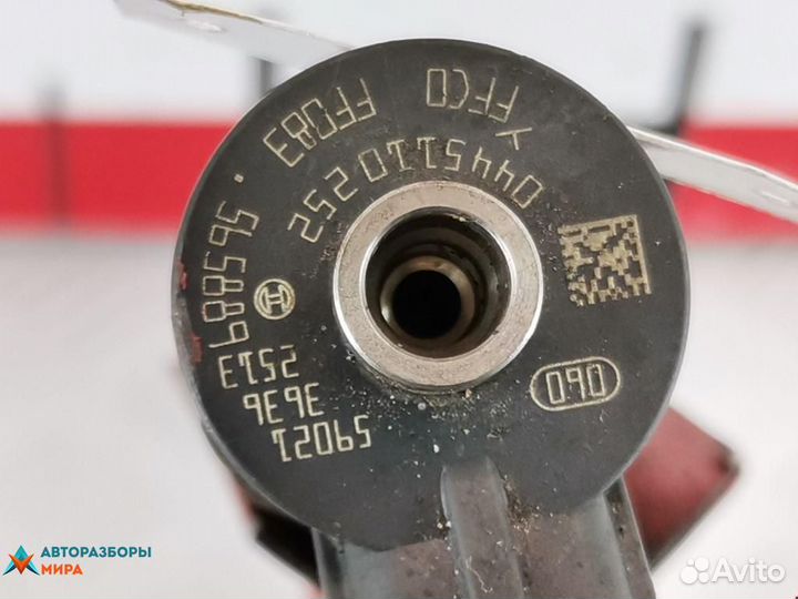 Форсунка Peugeot 206 рест. 2005 1980K2