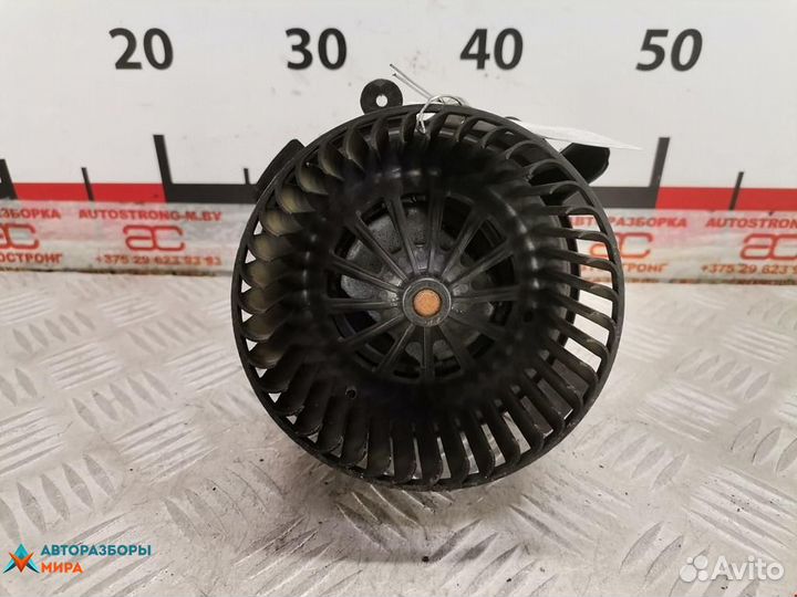 Моторчик печки Peugeot 307 2005 6441S6